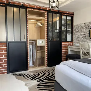  Apartment Beaubourg Marais France