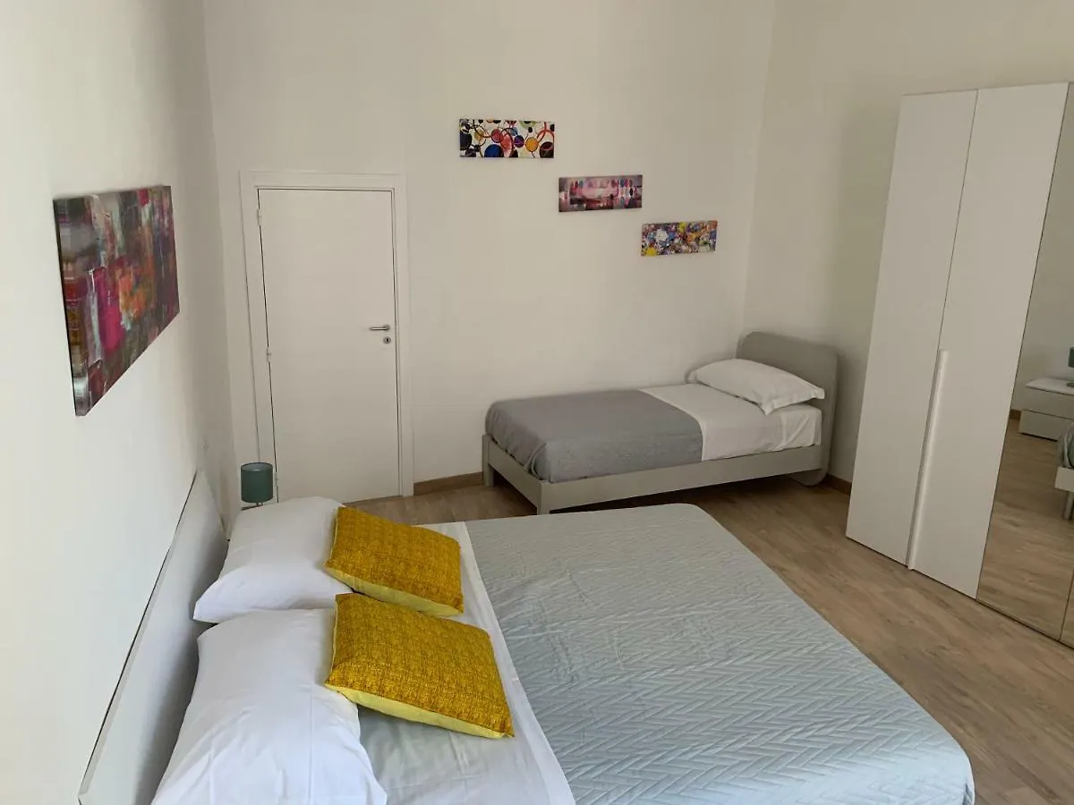 Apartment Casa Vacanze La Piazzetta Naples