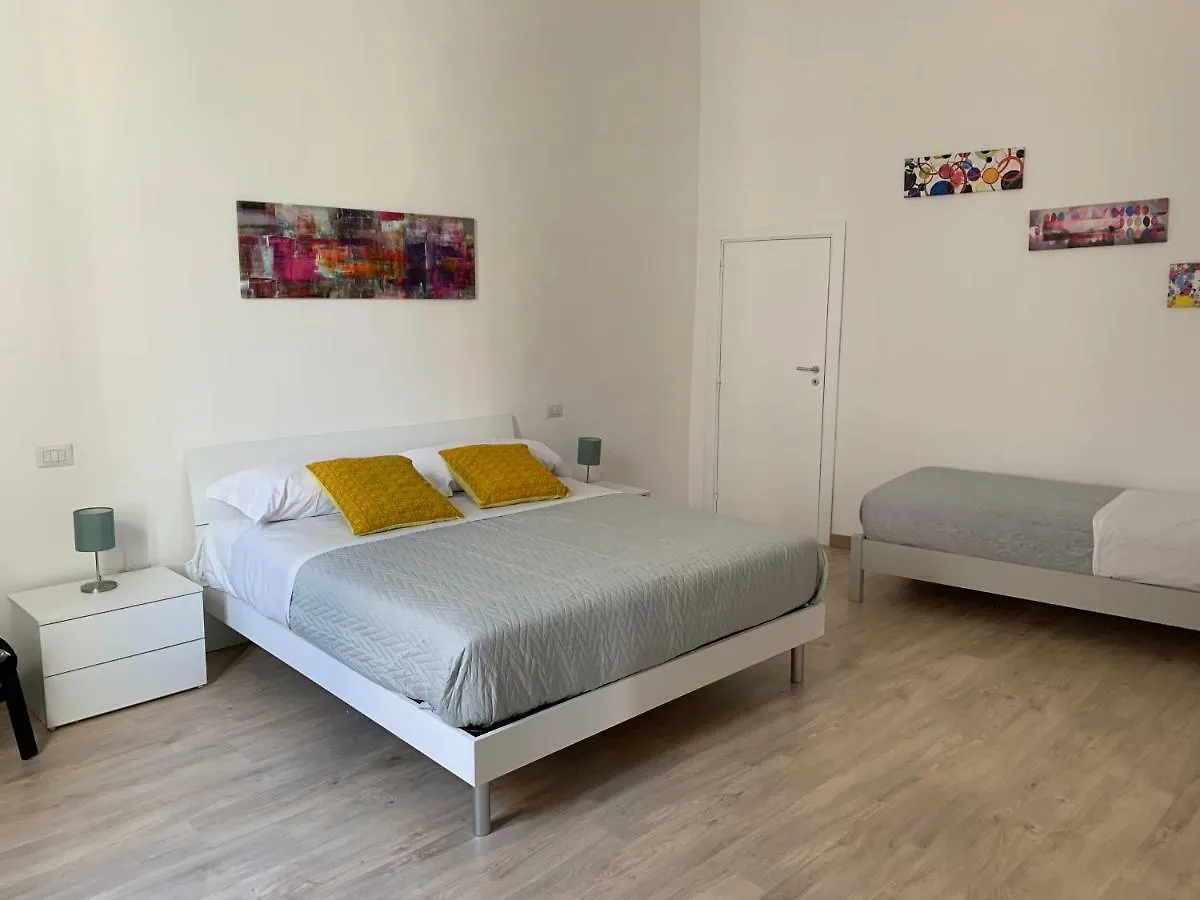 Casa Vacanze La Piazzetta Naples