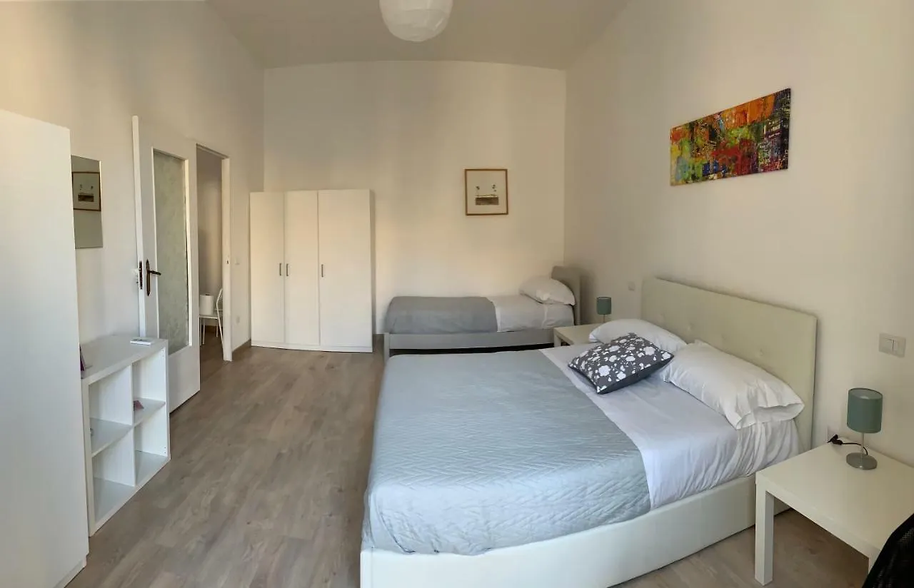 Apartment Casa Vacanze La Piazzetta Naples Italy